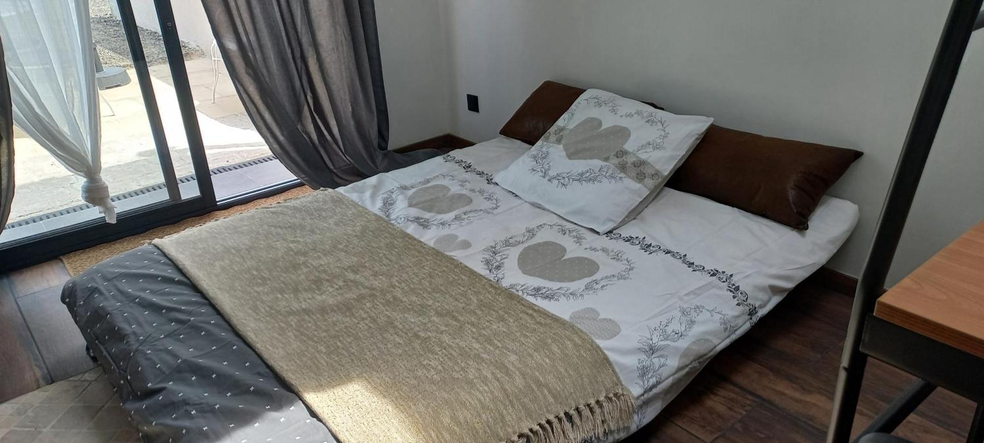 Au P'tit Logis Montlouisien Apartment